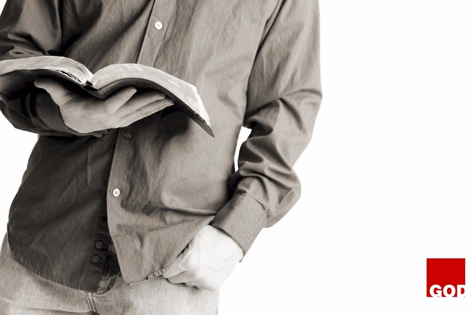 Harvard Christian club banned for Following the Holy Bible