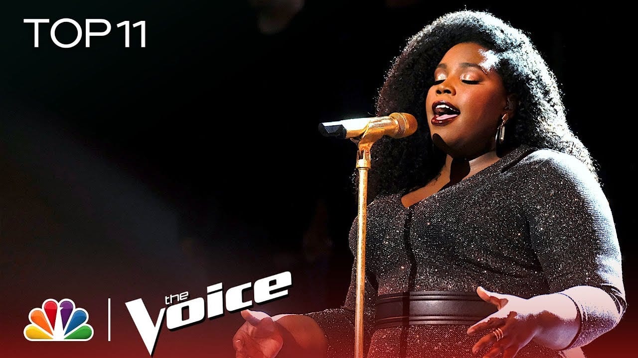 Team Kelly's Kymberli Joye performs "Break Every Chain" during The Voice Live Top 11 Performances.